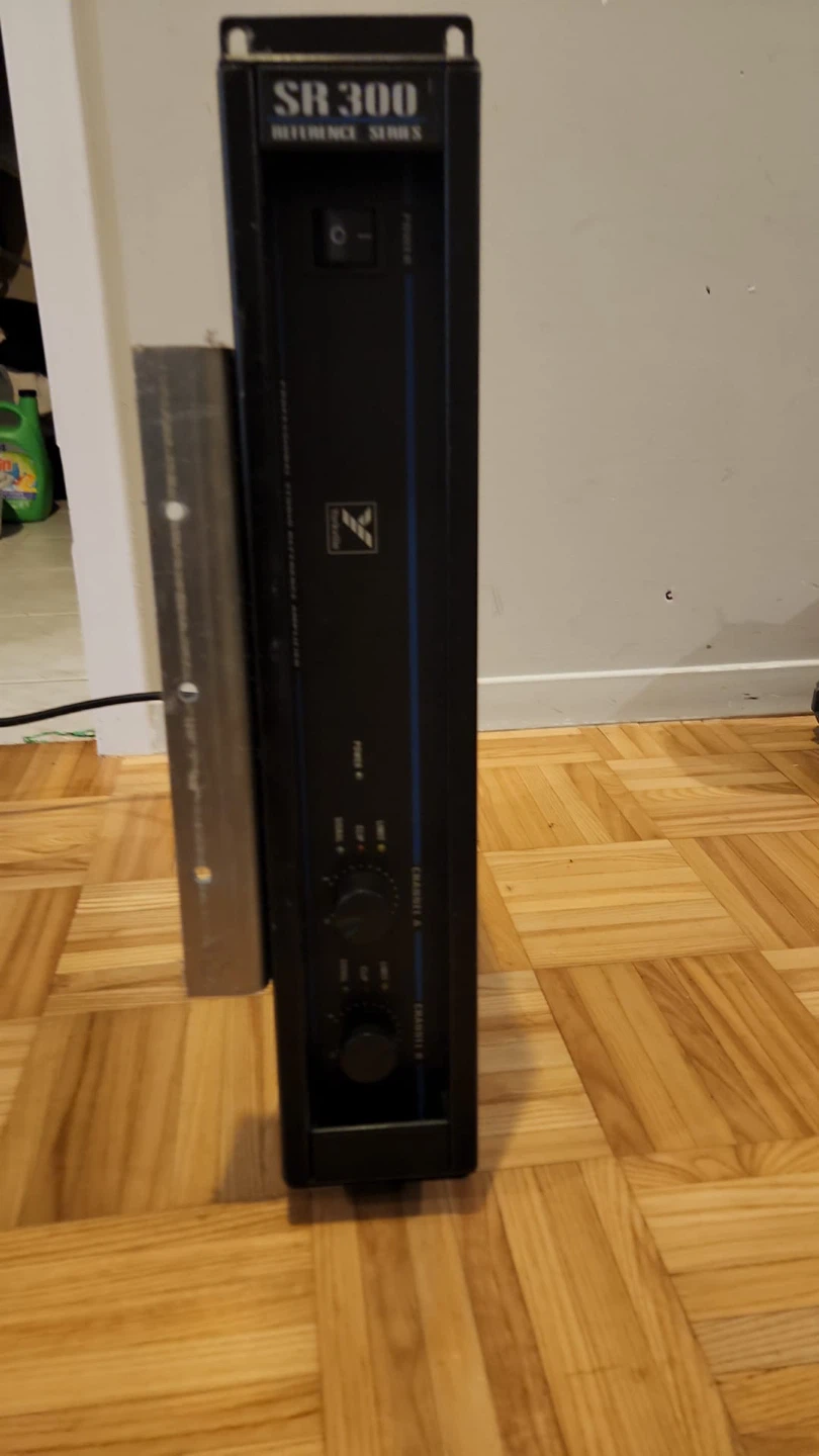 Yorkville SR300 Reference Series Power Amplifier - photo 2