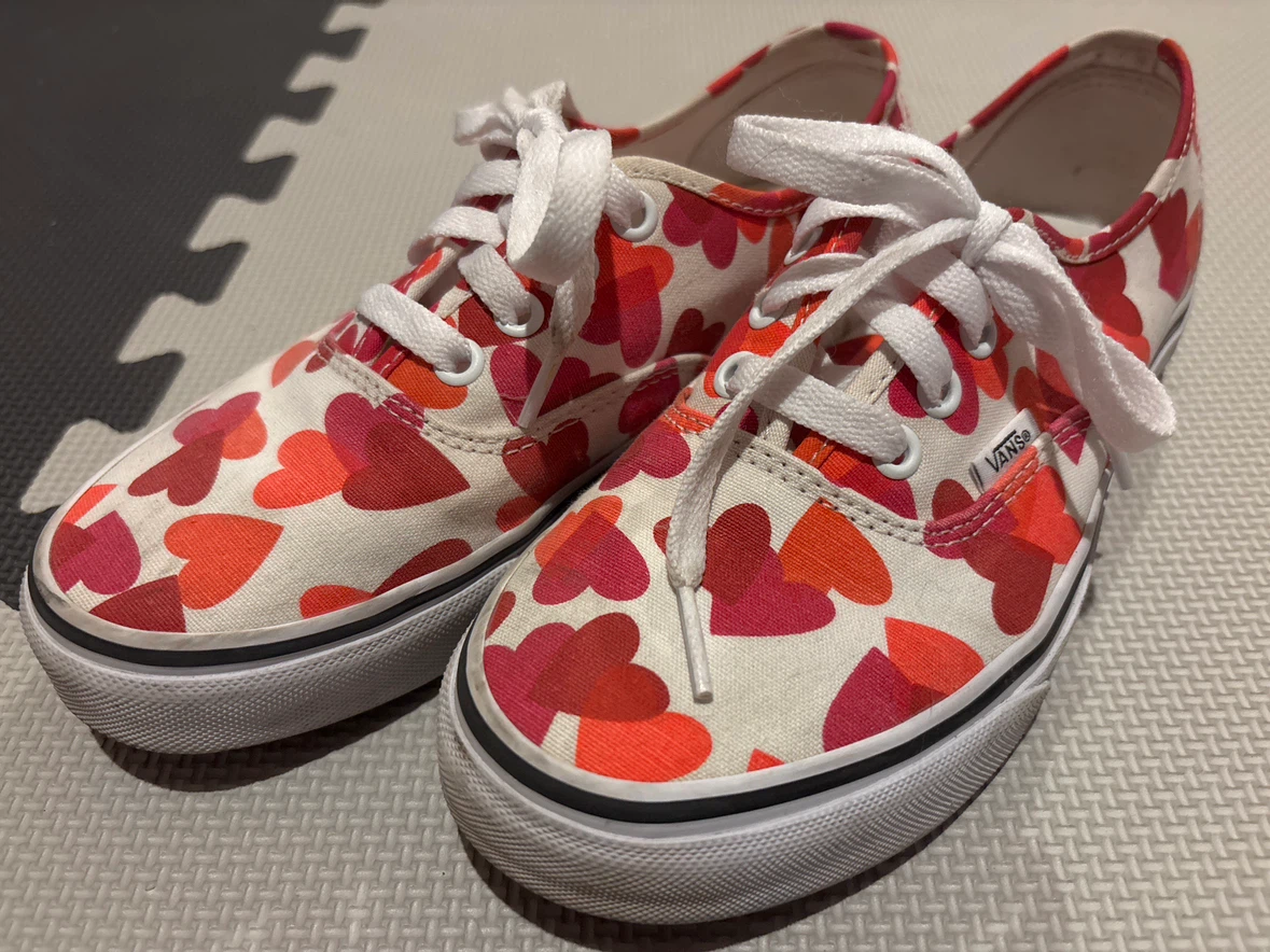 Vans Heart Print Sneakers Women's 6.5