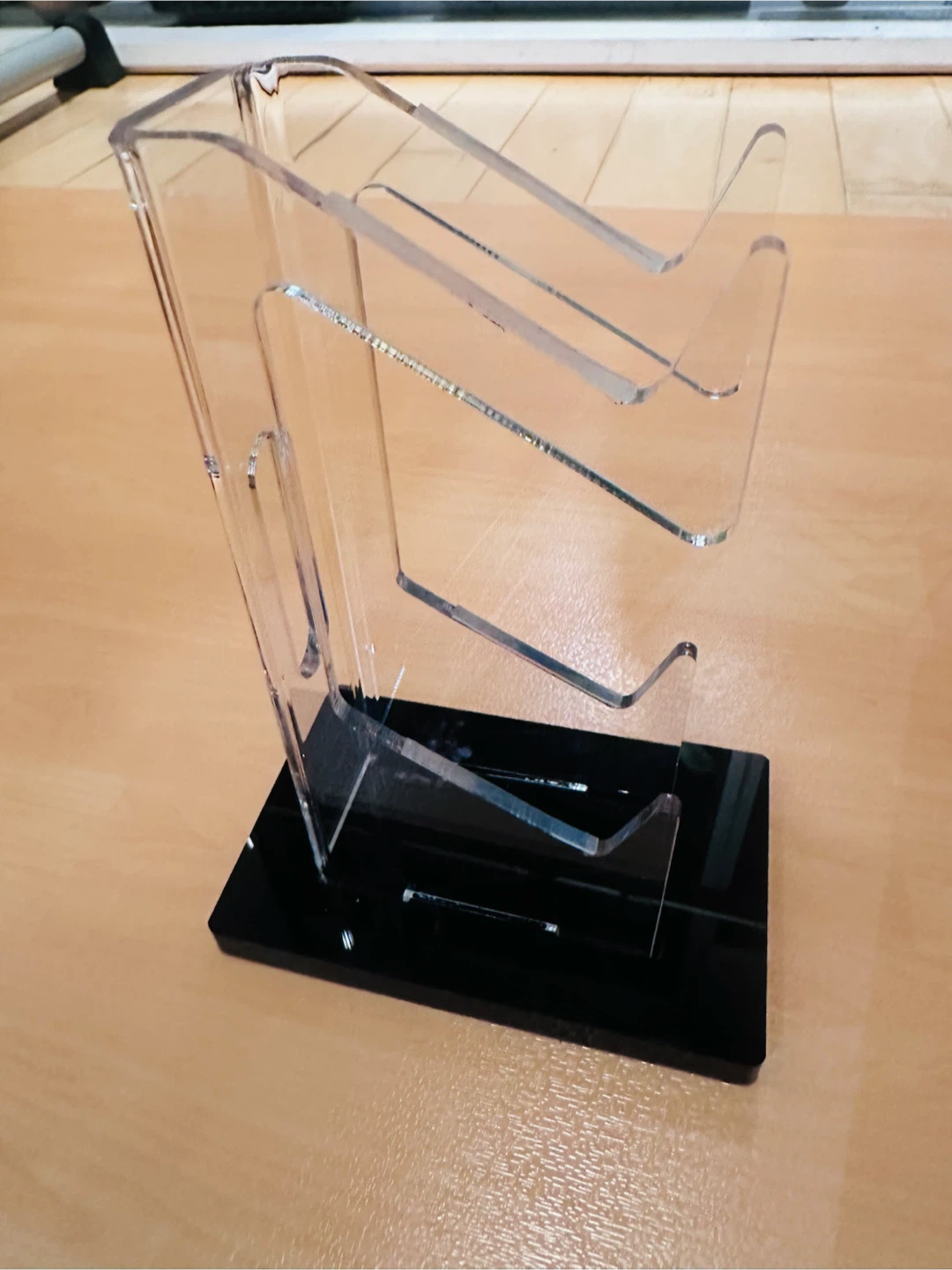 Dual Controller Stand - photo 3