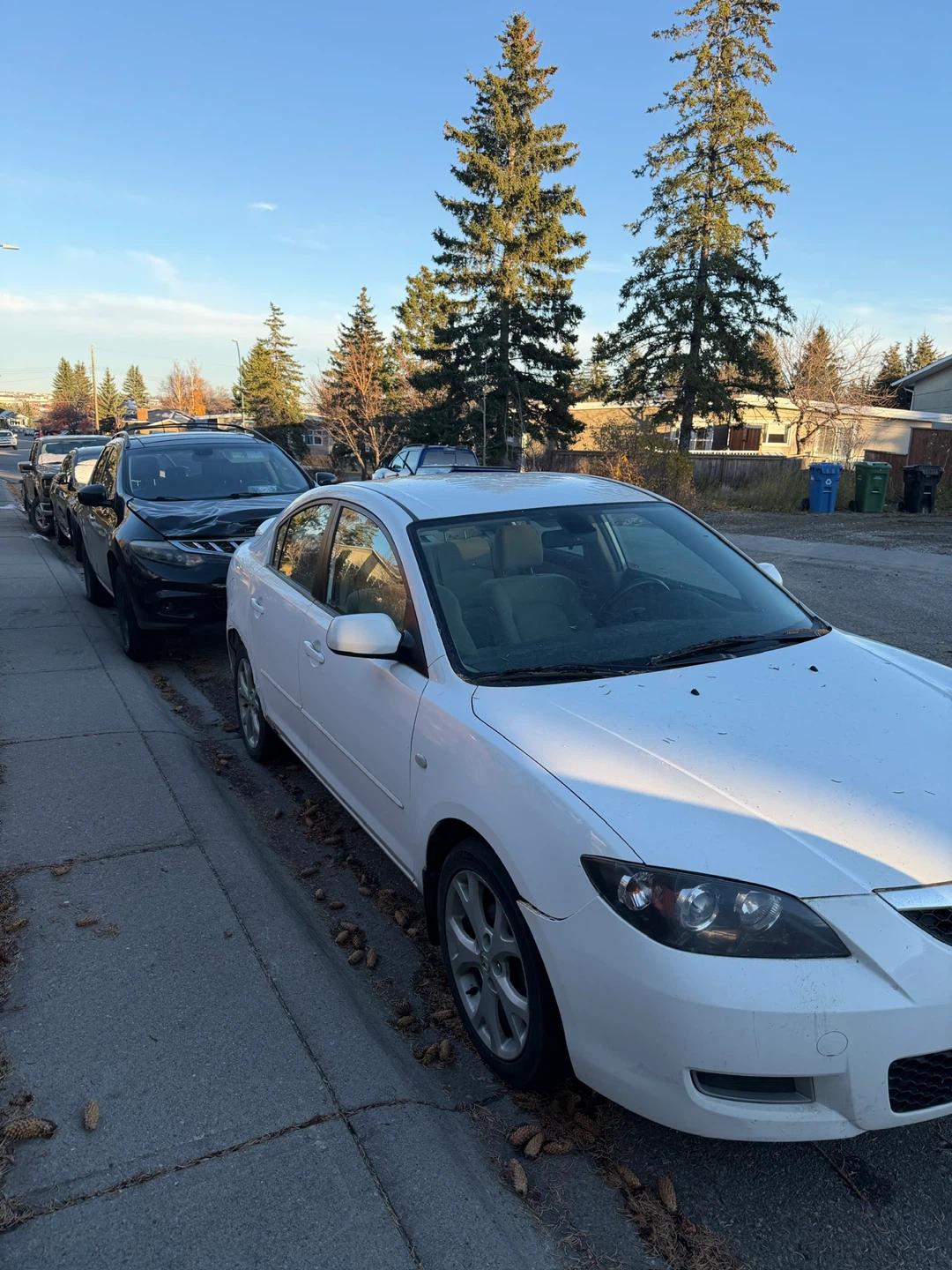 White Mazda 3 Sedan - photo 2
