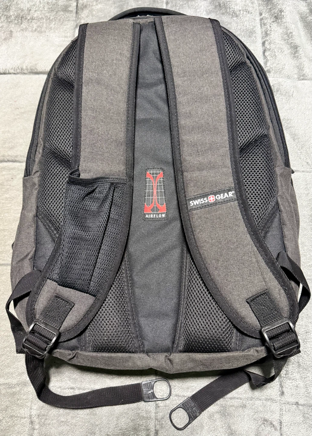 SwissGear Laptop Backpack - photo 2
