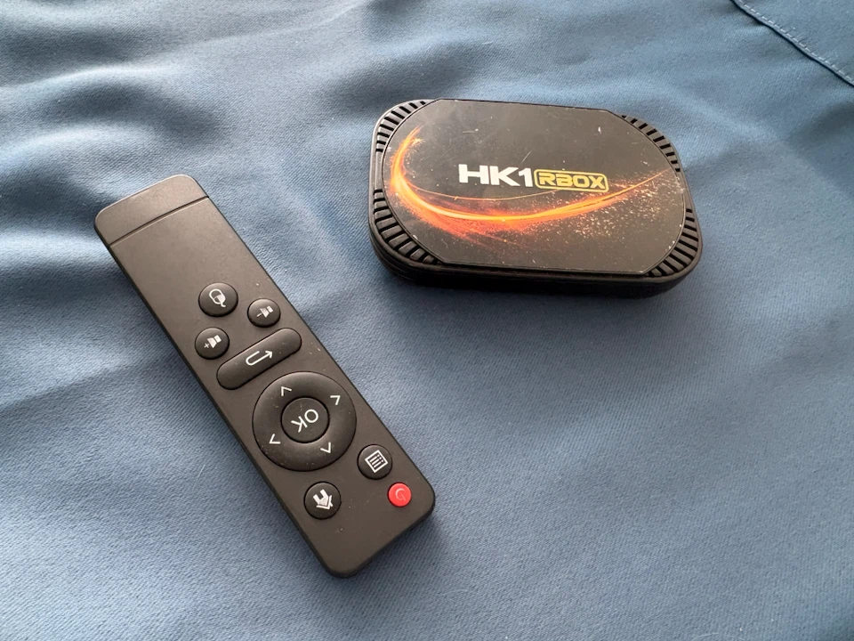 HK1 RBOX Android TV Box with Remote