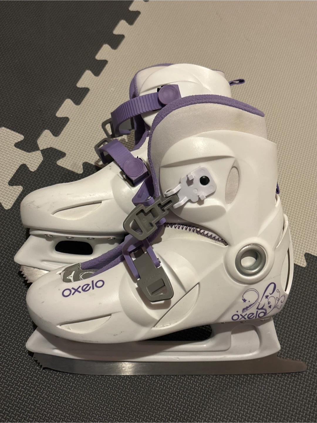 Decathlon Oxelo Play 3 Girls Adjustable Ice Skates