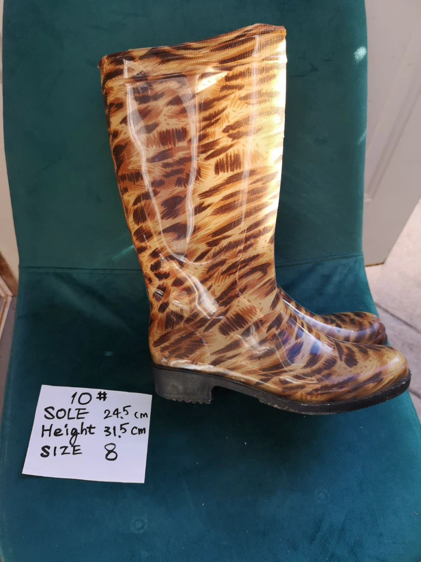 Leopard Print Rubber Rain Boots Size 8 - photo 2