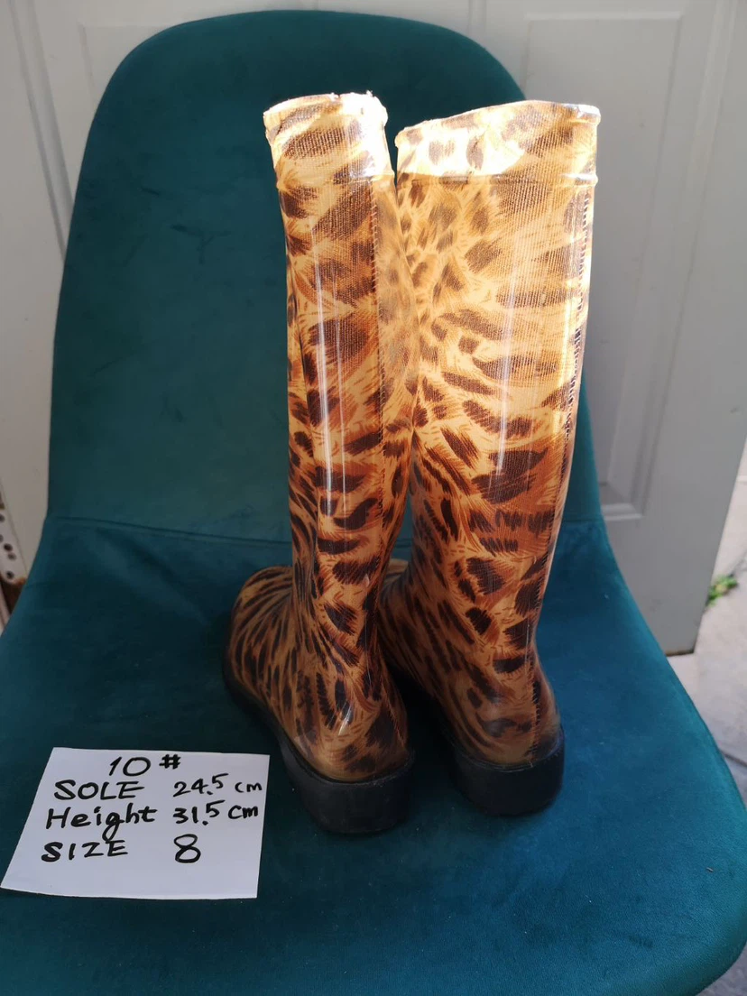 Leopard Print Rubber Rain Boots Size 8 - photo 3