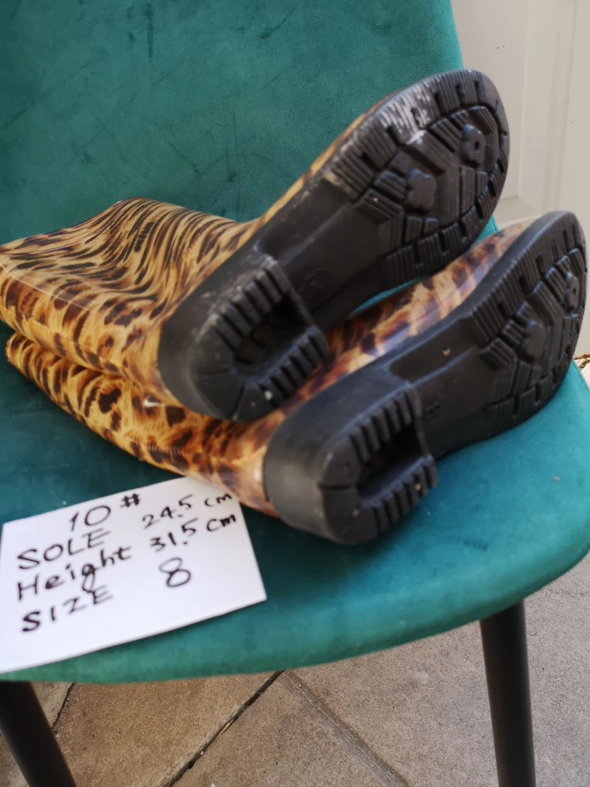 Leopard Print Rubber Rain Boots Size 8 - photo 5