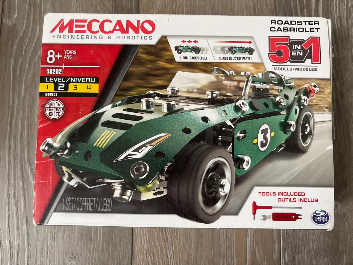 BRAND NEW Meccano Roadster Cabriolet 5-in-1 Model Set 18202