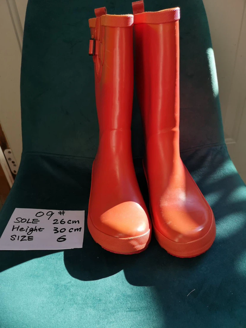 Red Rubber Rain Boots Size 6