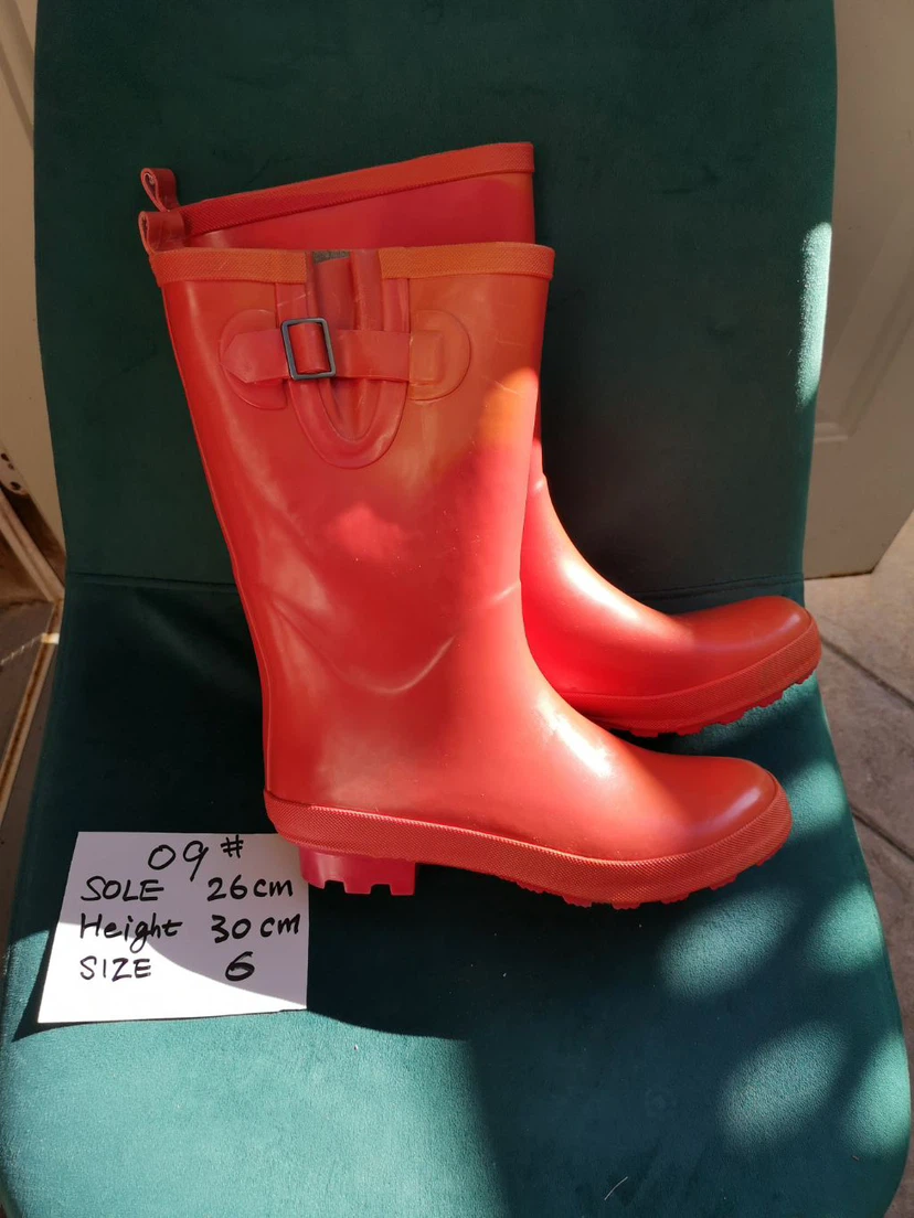 Red Rubber Rain Boots Size 6 - photo 2