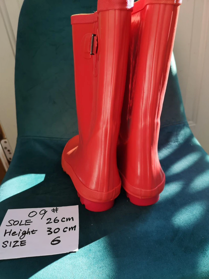 Red Rubber Rain Boots Size 6 - photo 4
