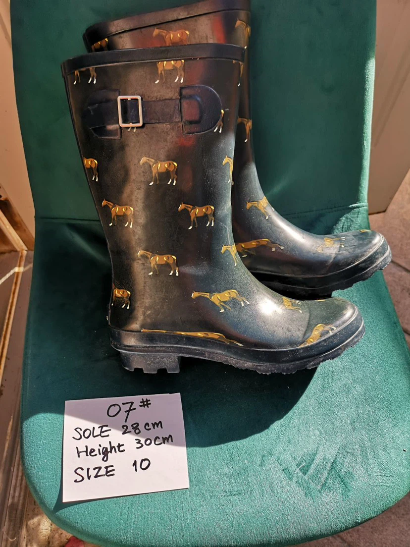Outbound Horse Print Rubber Boots Size 10
