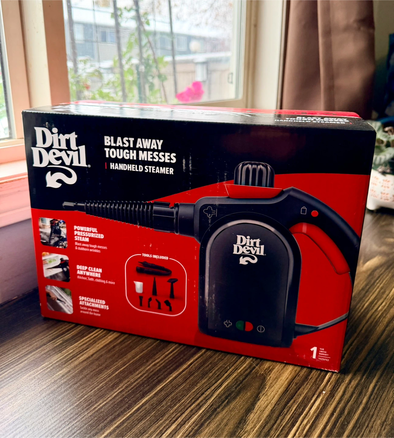 BRAND NEW Dirt Devil Handheld Steamer