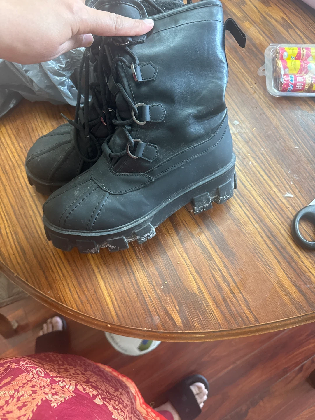 Black Winter Boots Size 8.5 - photo 2