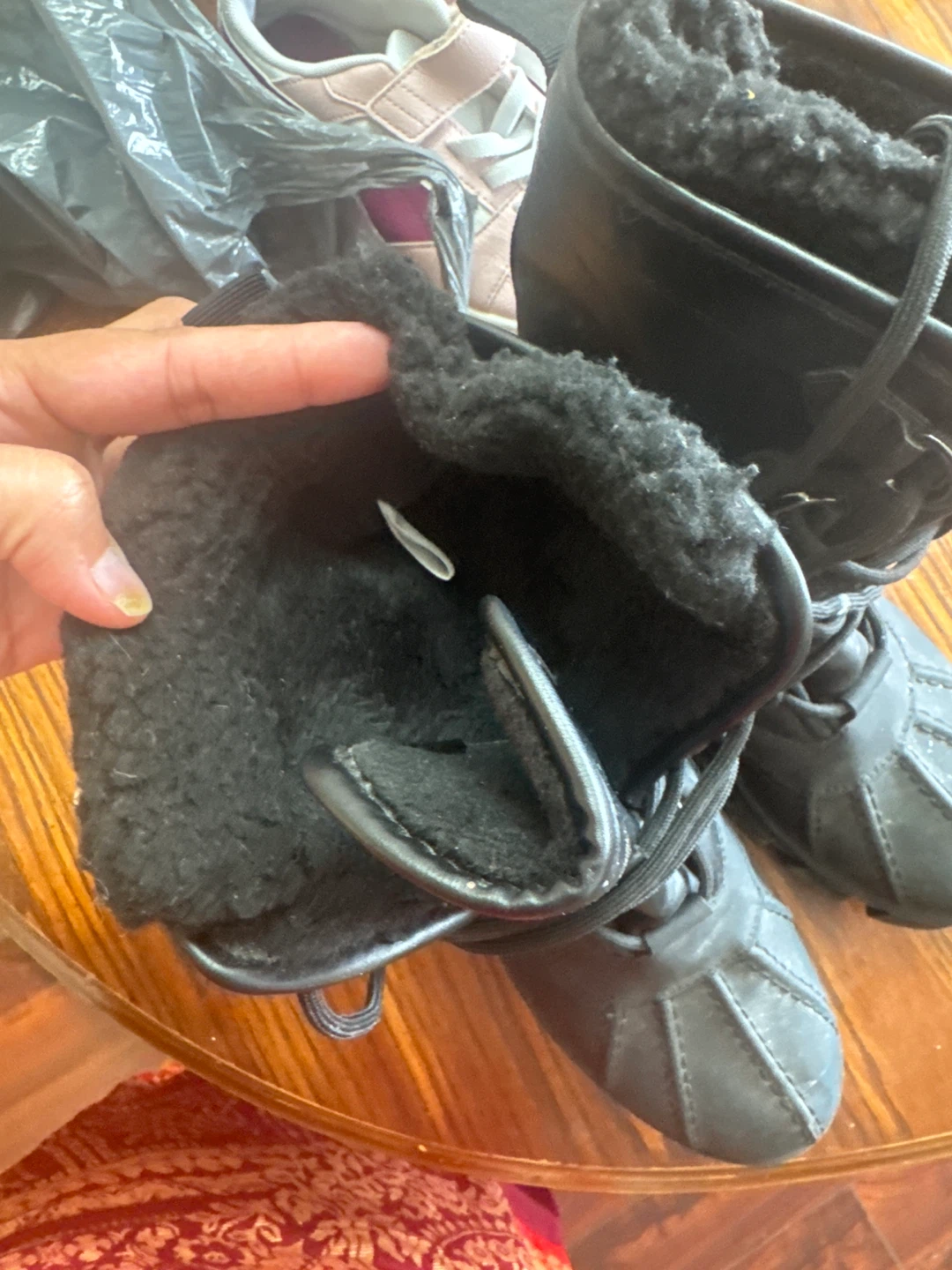 Black Winter Boots Size 8.5 - photo 5