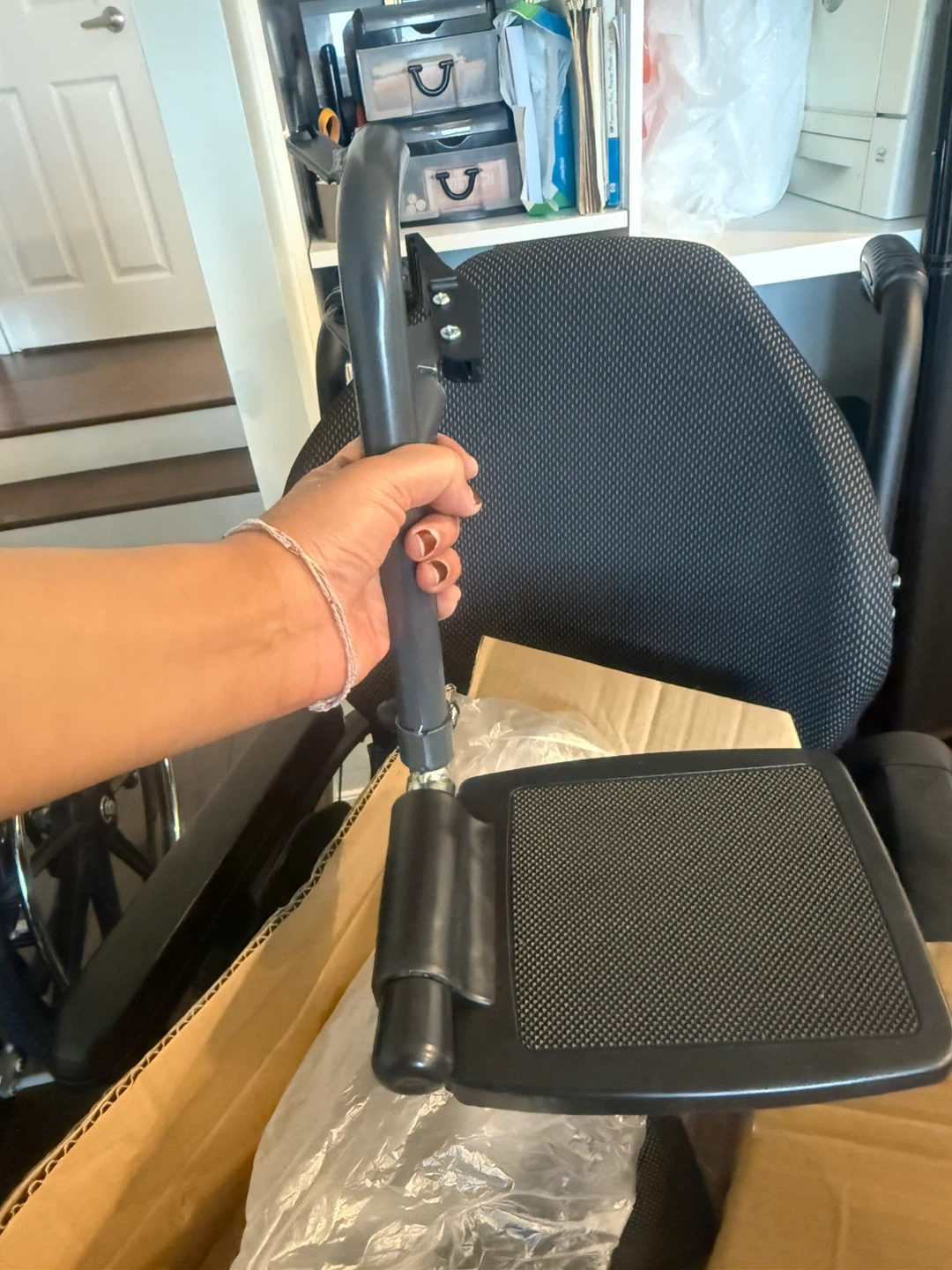 Invacare Cascata Mobile Toilet Chair
