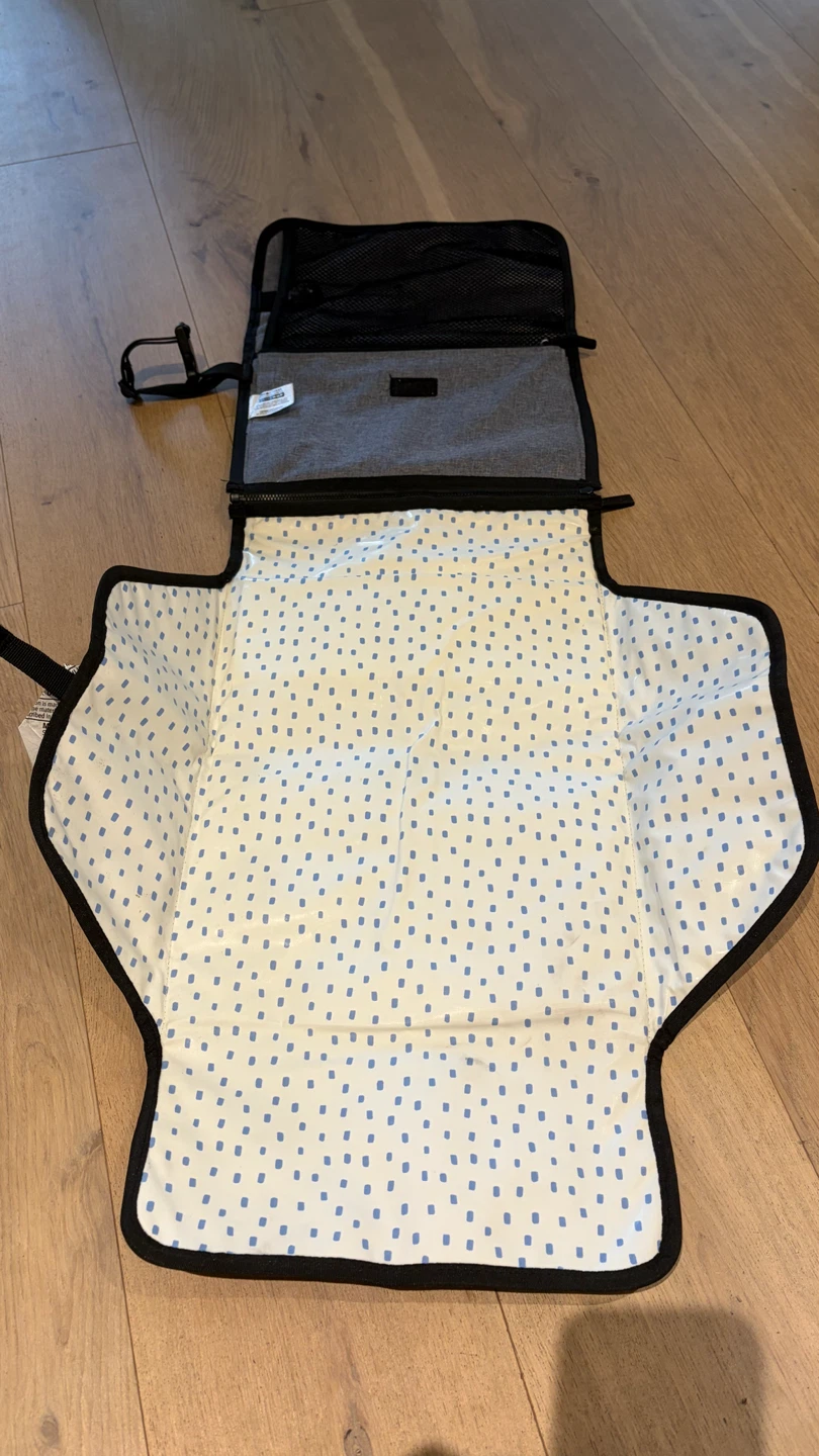 Skip Hop Portable Baby Changing Pad - photo 2