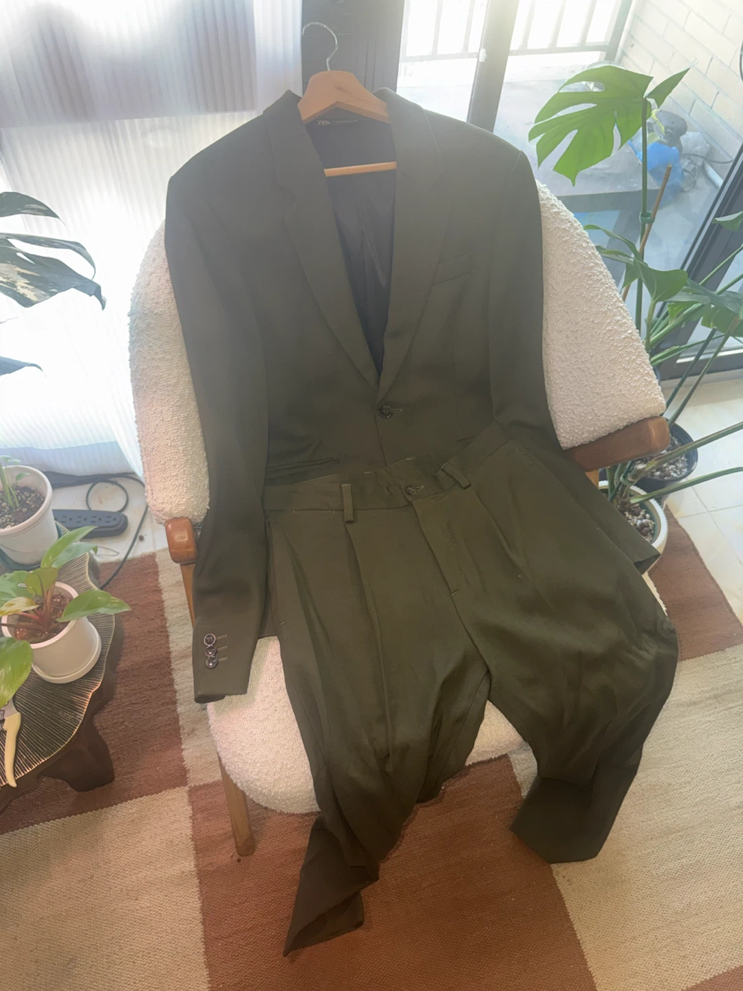 Zara Olive Green Men’s Suit Set
