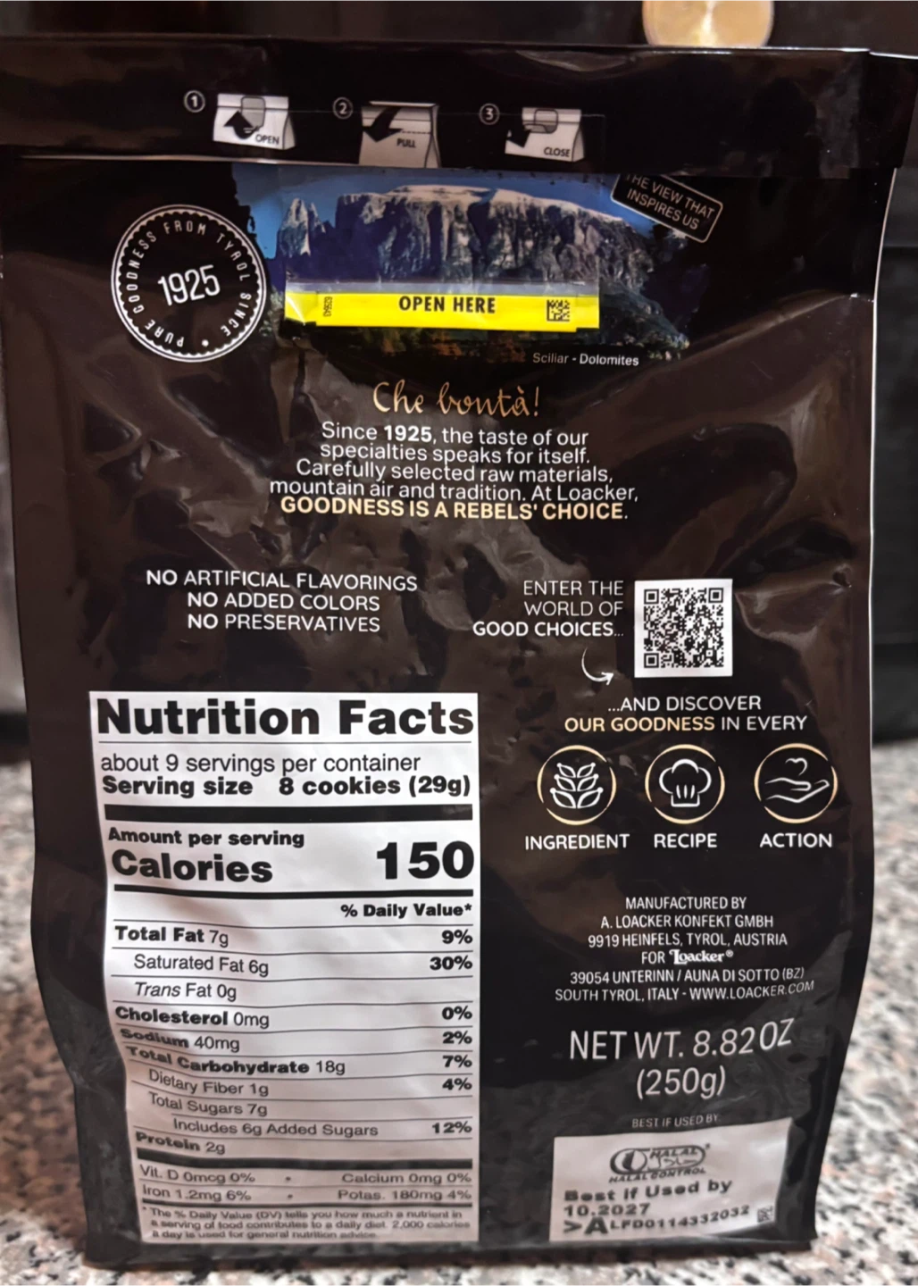 Loacker Quadratini Dark Chocolate Wafers - photo 2