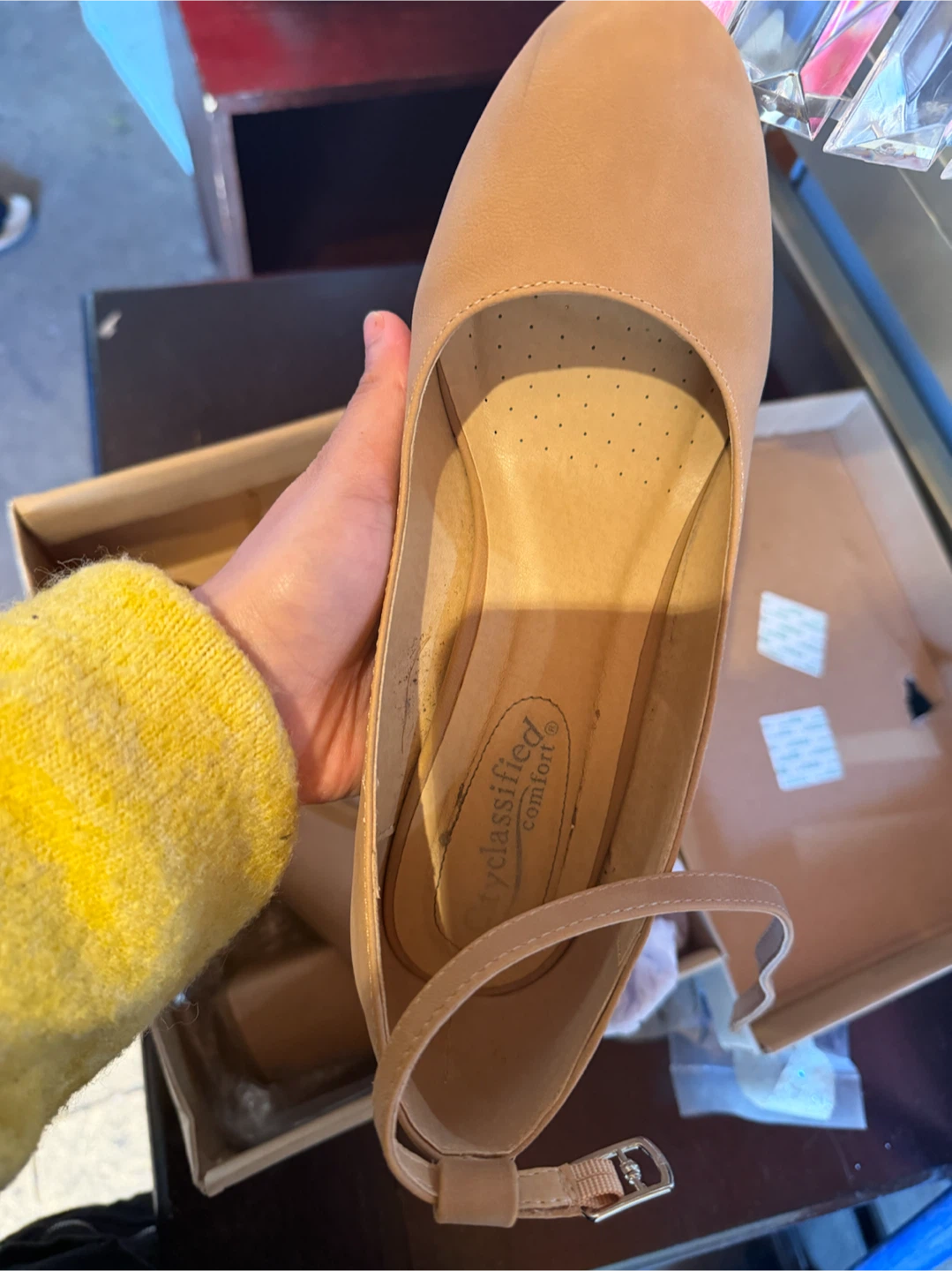City Classified Comfort Heels Tan Size 7.5