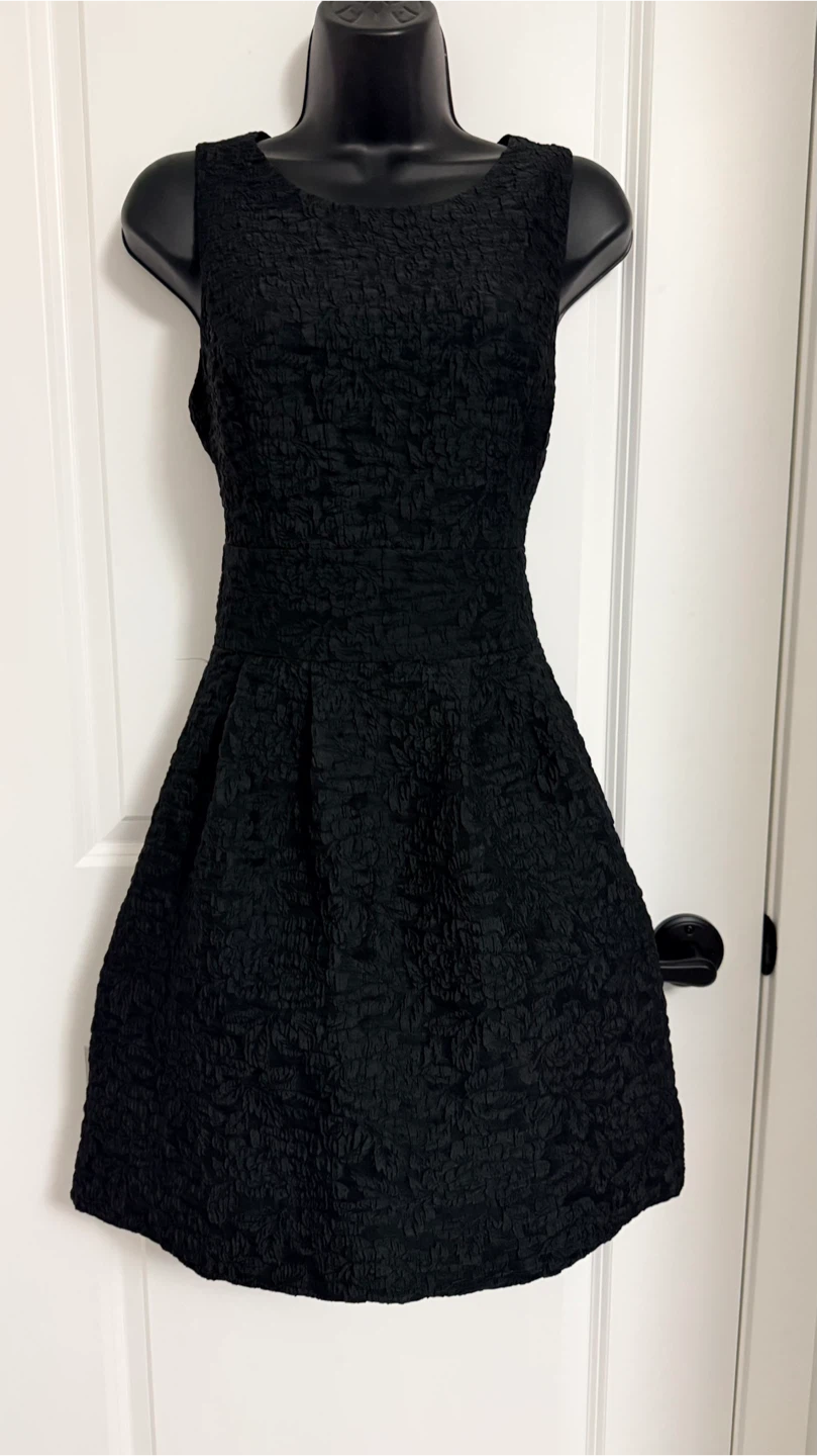 Women RW&Co Black Dress size 8 M - photo 2