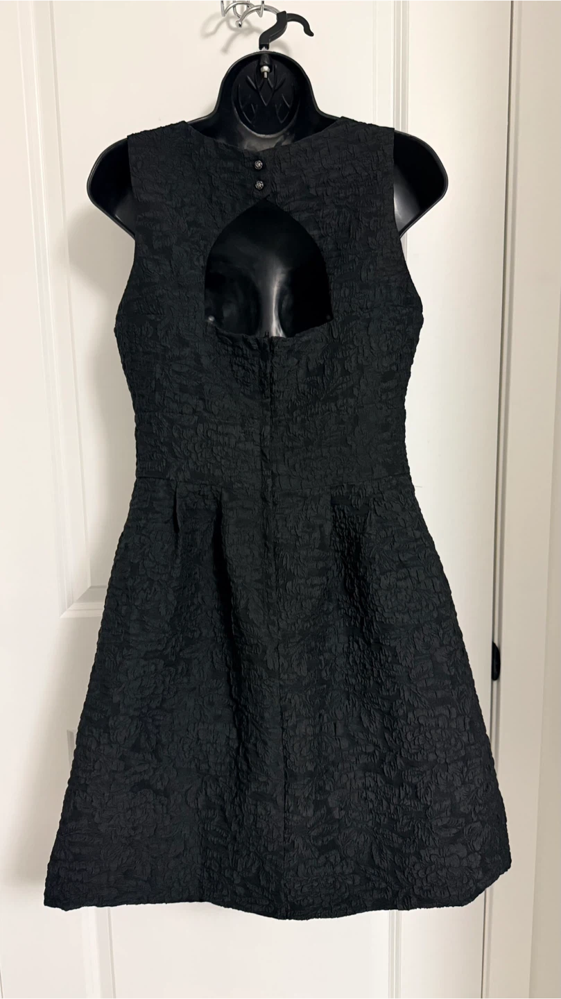 Women RW&Co Black Dress size 8 M - photo 3
