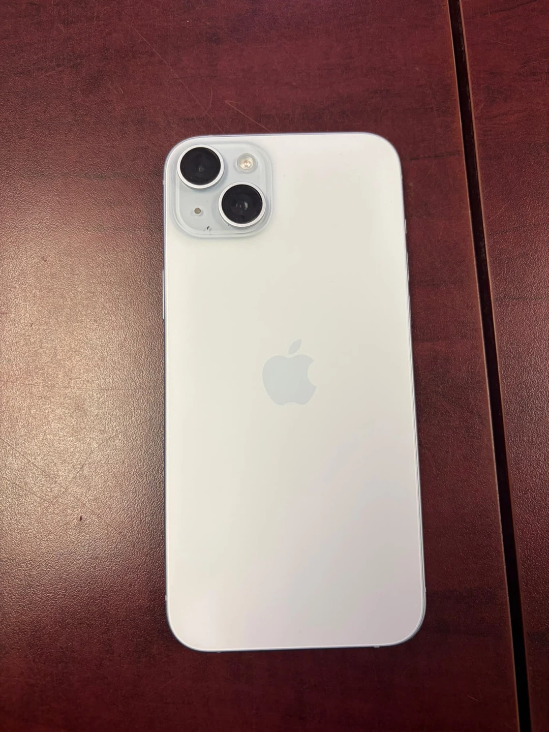 Apple iPhone 15 Light Blue - photo 3