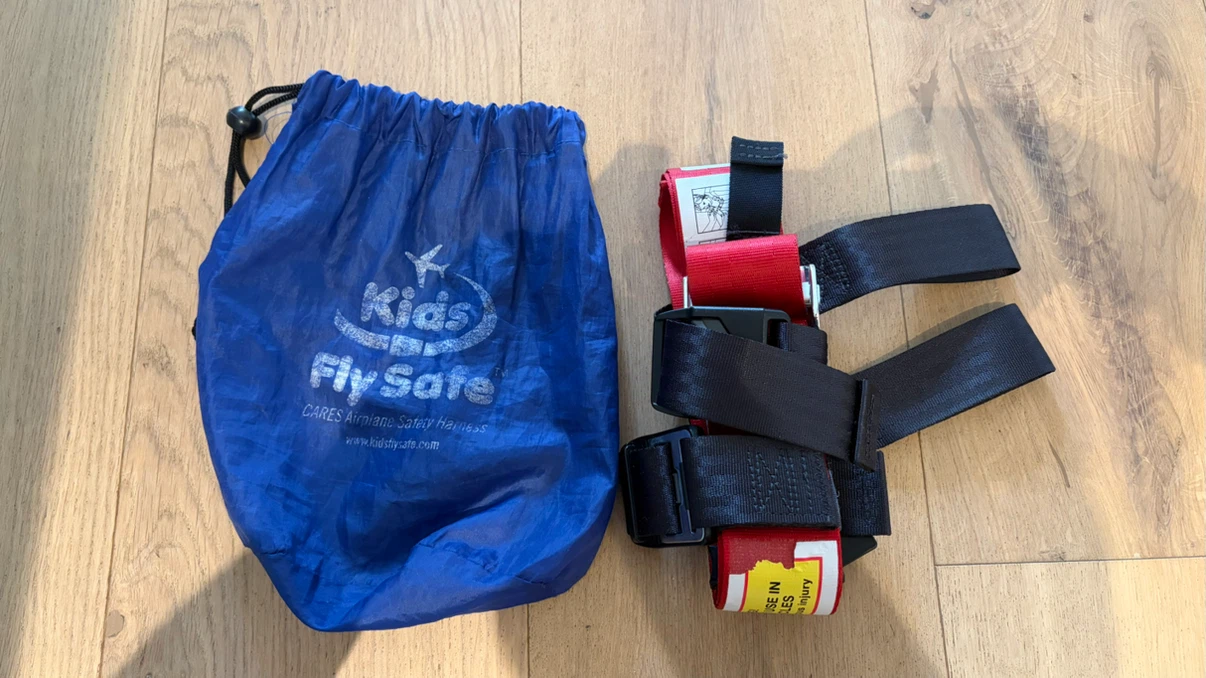 Kids Fly Safe Airplane Safety Harness - photo 2