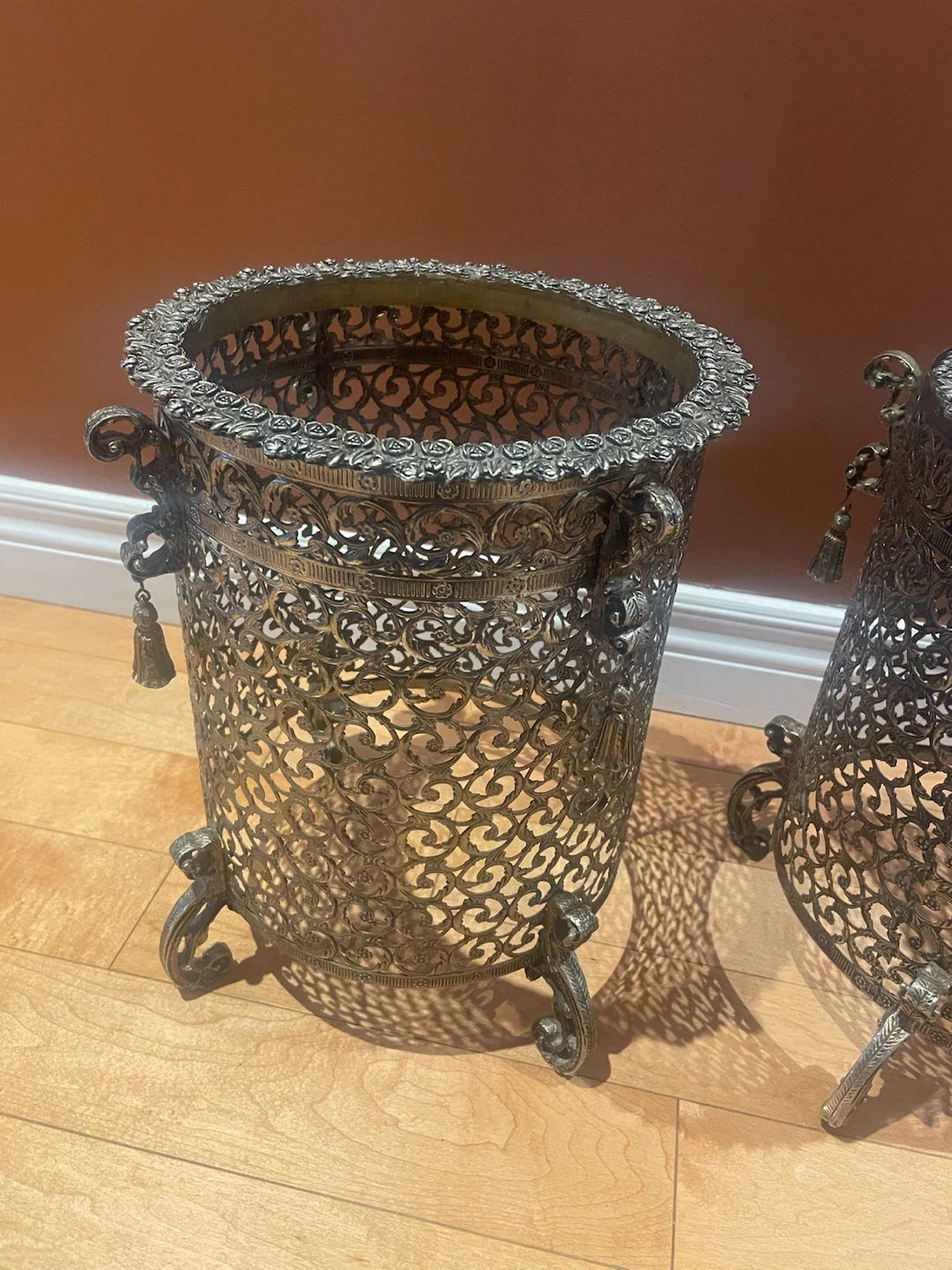 Pair of ornate metal waste baskets - photo 3