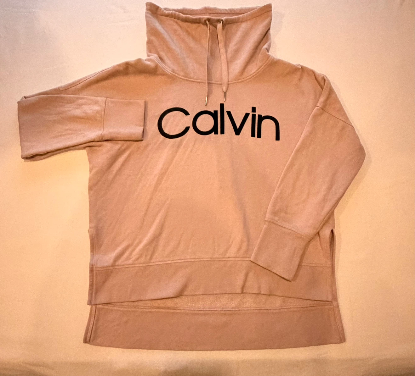 Chandail à capuchon Calvin Klein rose