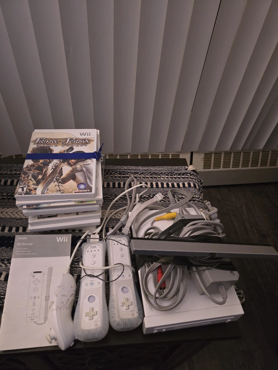 Nintendo Wii Console+ 8 games+card