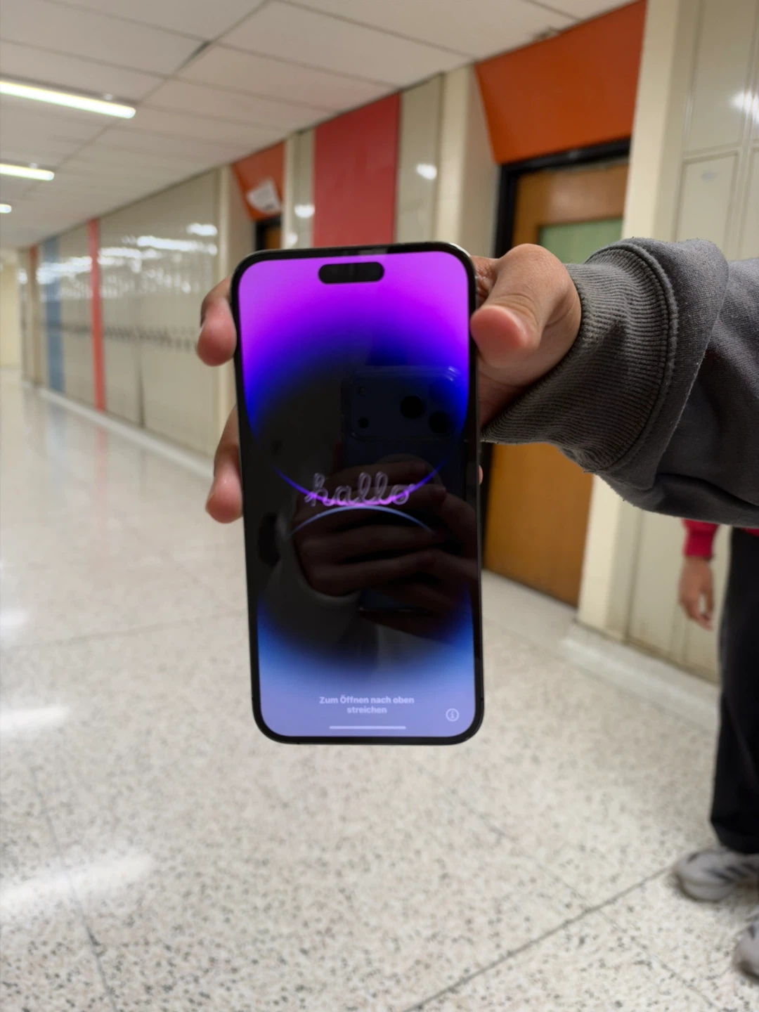 Apple iPhone 14 Pro Deep Purple