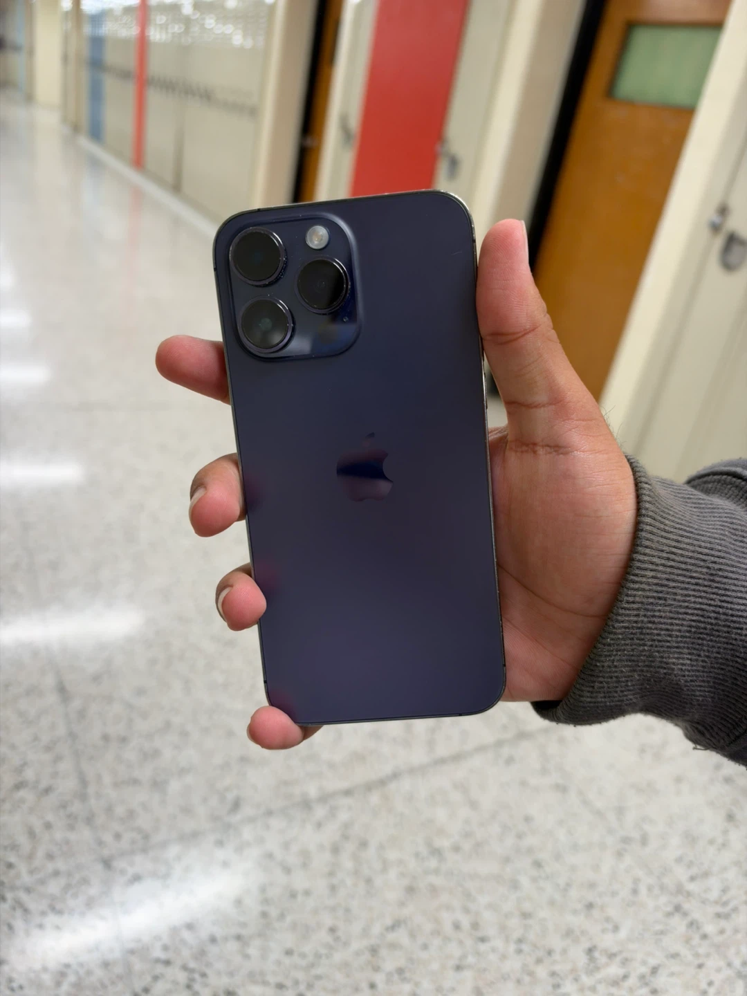 Apple iPhone 14 Pro Deep Purple - photo 2