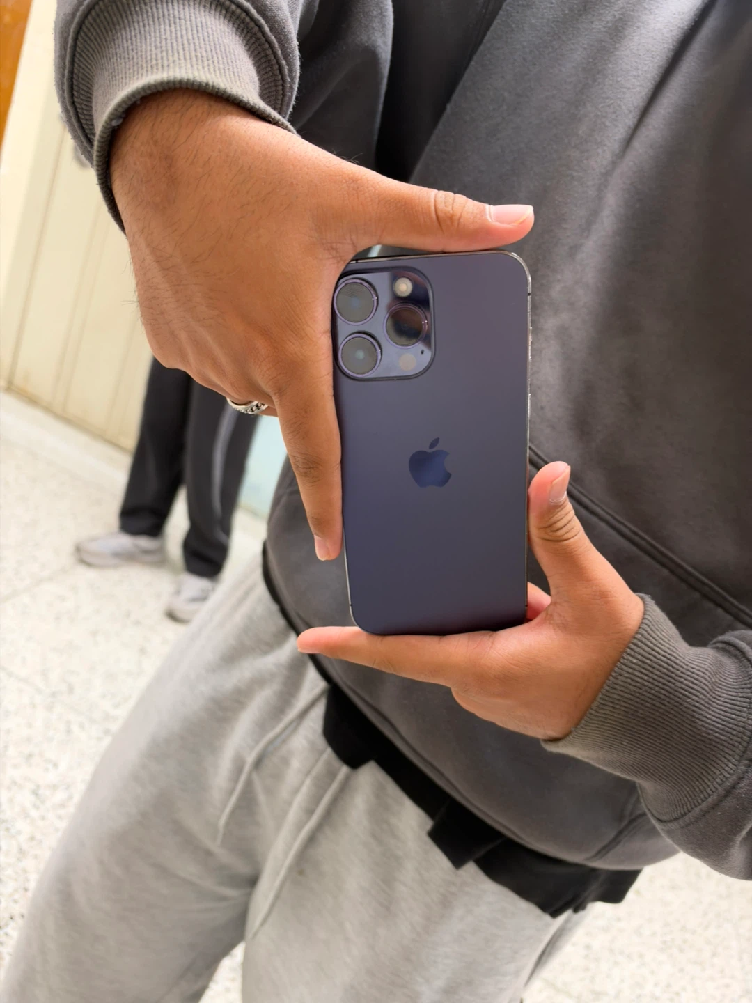 Apple iPhone 14 Pro Deep Purple - photo 4