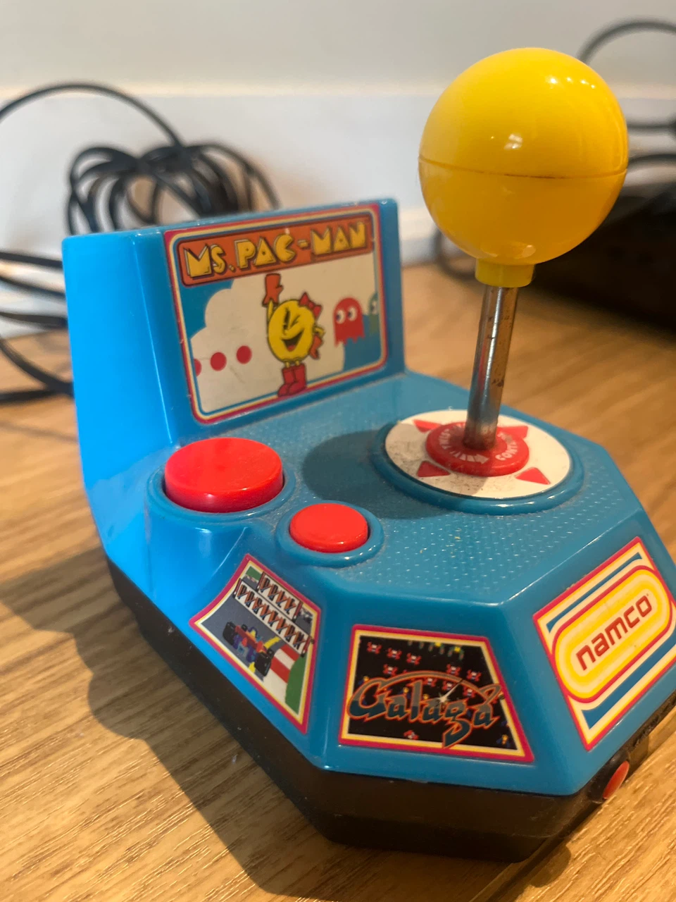 Namco Ms. Pac-Man Plug and Play Controller - photo 2