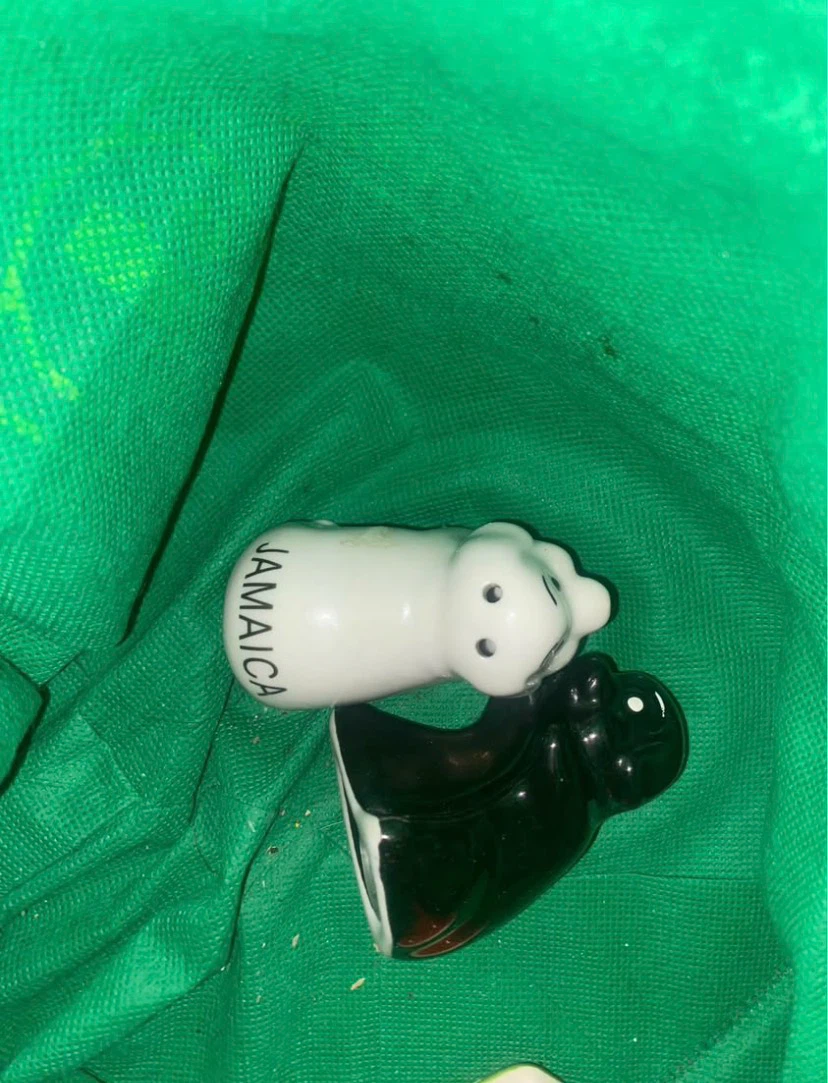 Assorted Novelty Salt and Pepper Shakers - photo 4