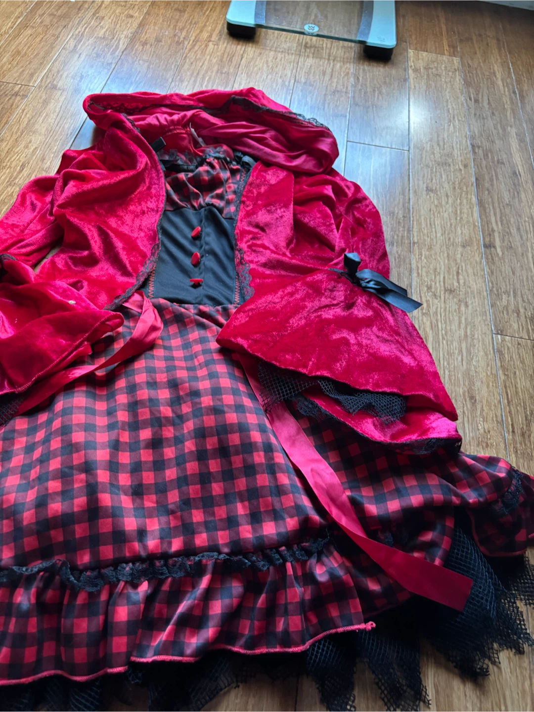 Little Red Riding Hood Costume - photo 3
