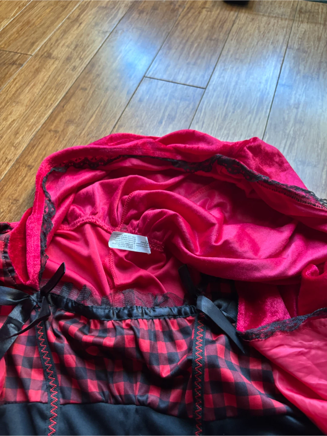 Little Red Riding Hood Costume - photo 5