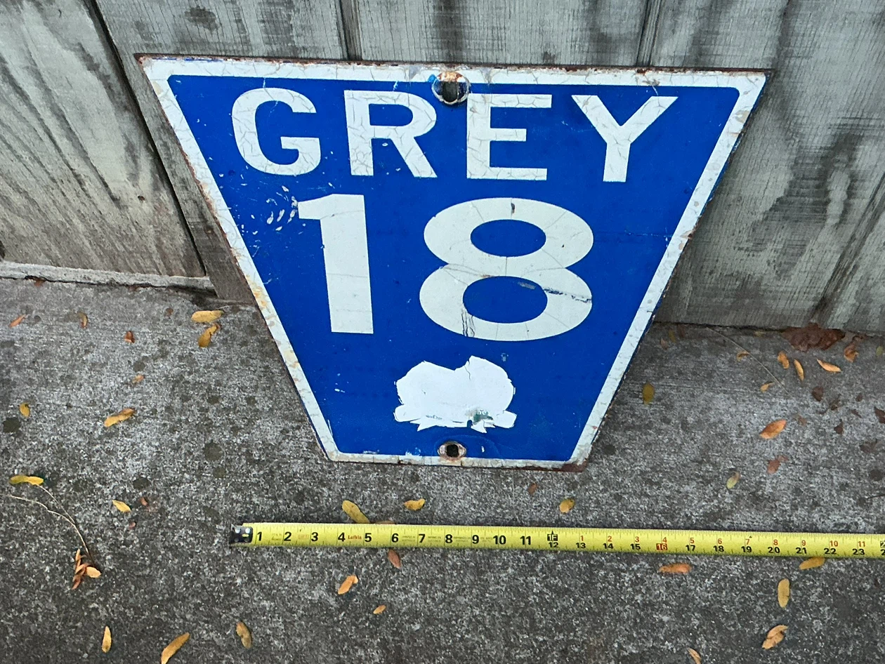 Vintage GREY COUNTY 18 Road Sign