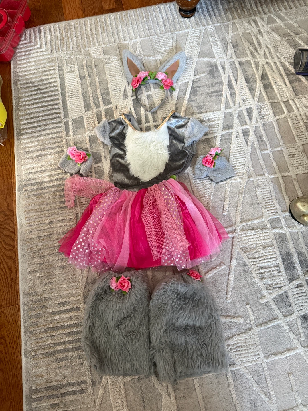 Spirit Halloween Kids Bunny Costume - photo 2