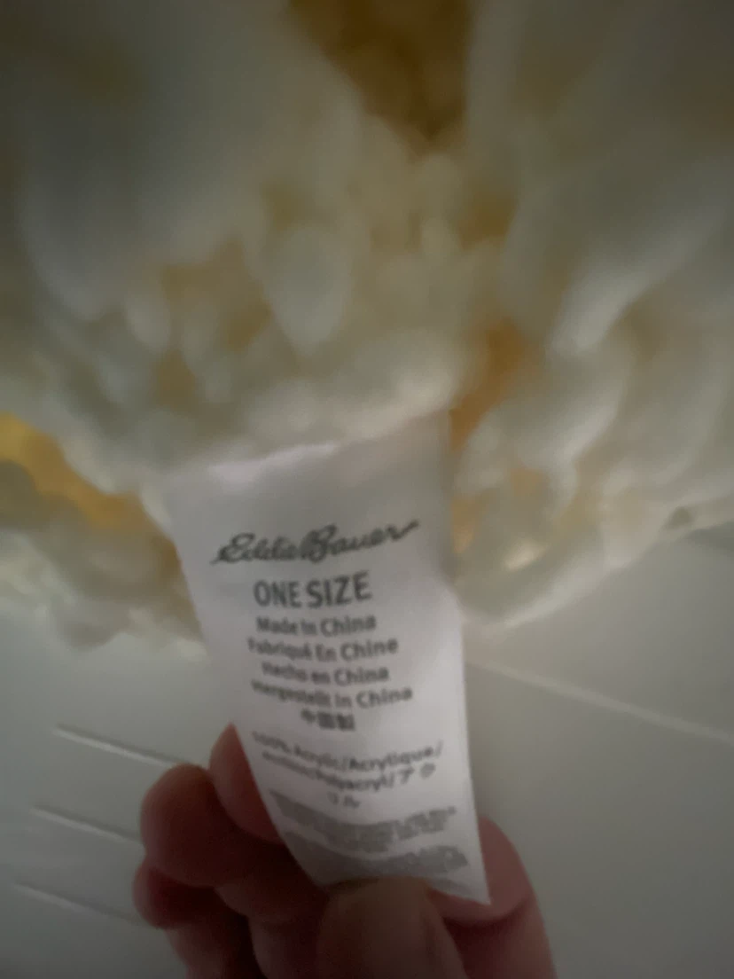 Eddie Bauer cream knit beanie - photo 2