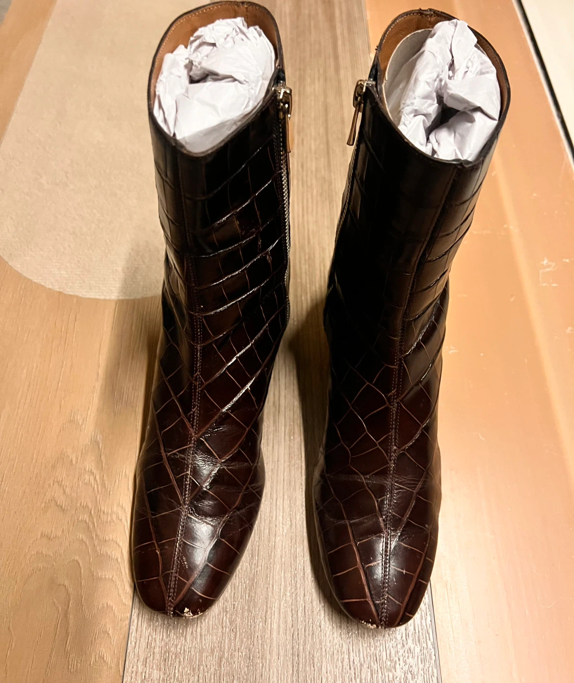 Doen Brown Crocodile Embossed Boots - photo 2