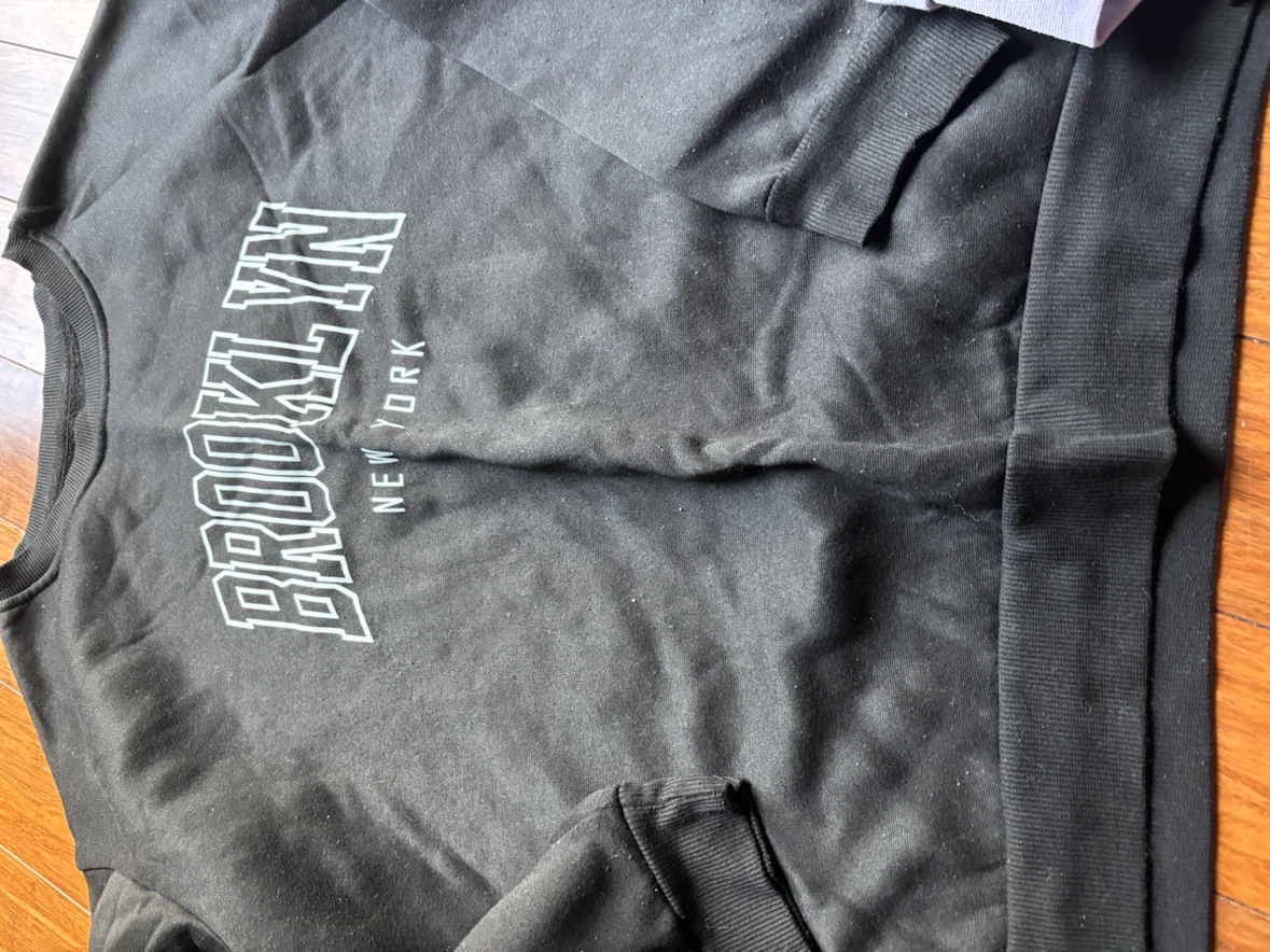 Set of Three Sweatshirts and Long Sleeves - photo 3