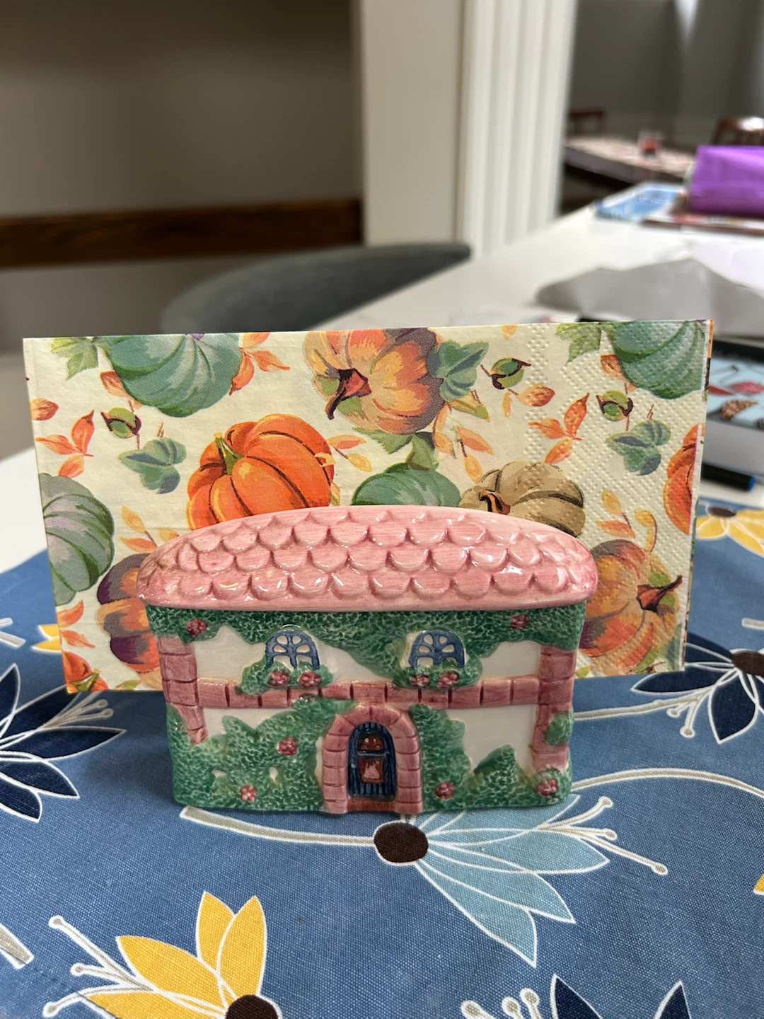 Ceramic Cottage Napkin Holder - Free - photo 3