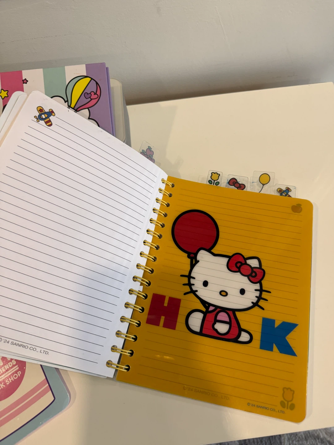 Brand new hello kitty note book and drawing bundle - photo 2