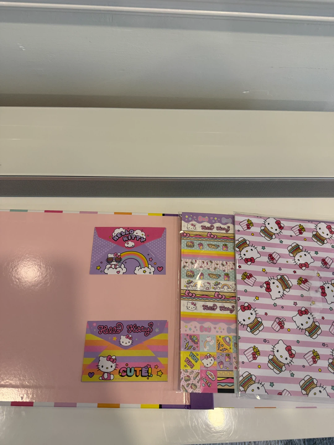 Brand new hello kitty note book and drawing bundle - photo 3