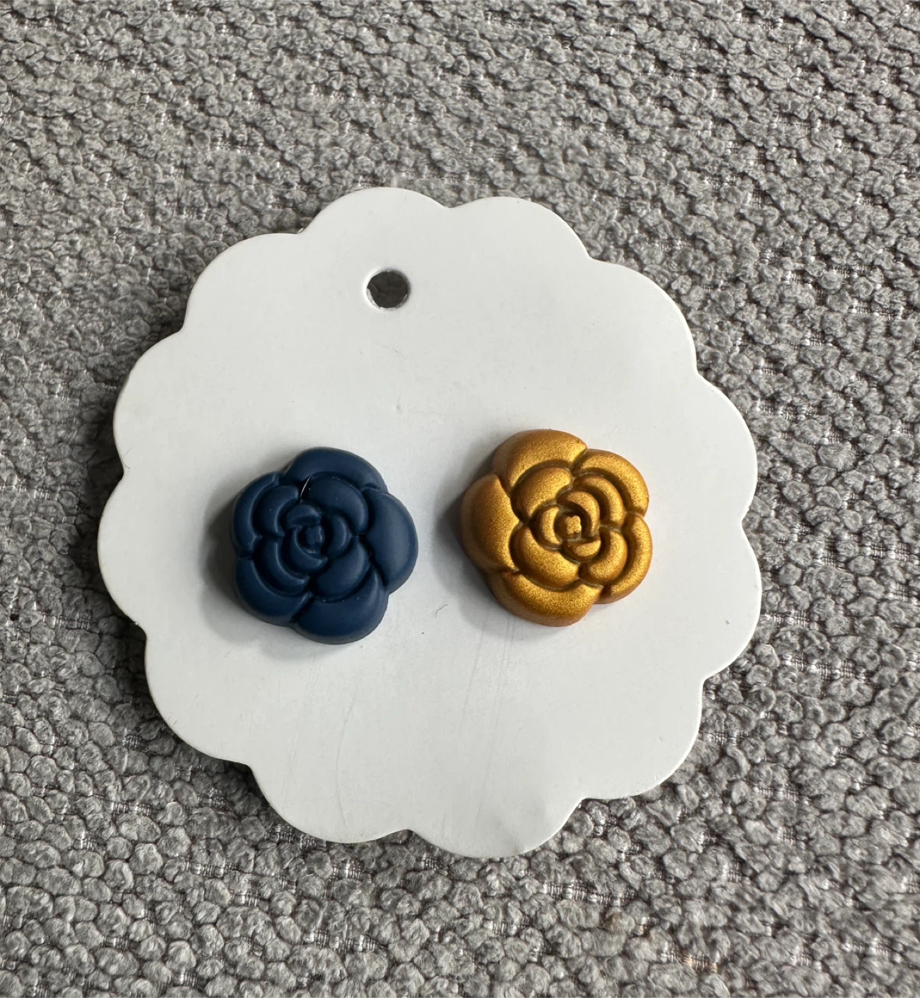 Set of two  flower magnet brooches