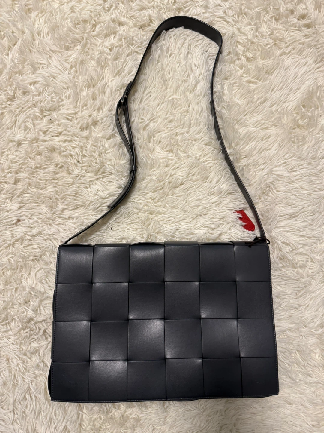 Bottega Veneta Cassette Messenger Bag - photo 2