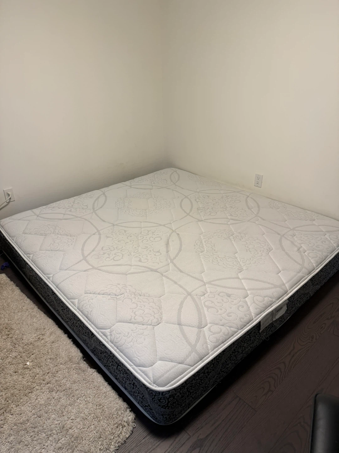 King Size Bed and Mattress，electrical bed frame - photo 2