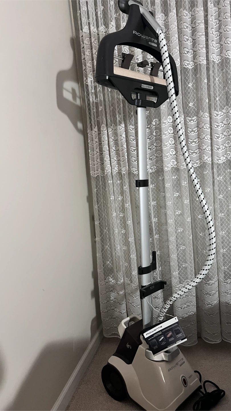 Rowenta Master Valet Garment Steamer IS6300