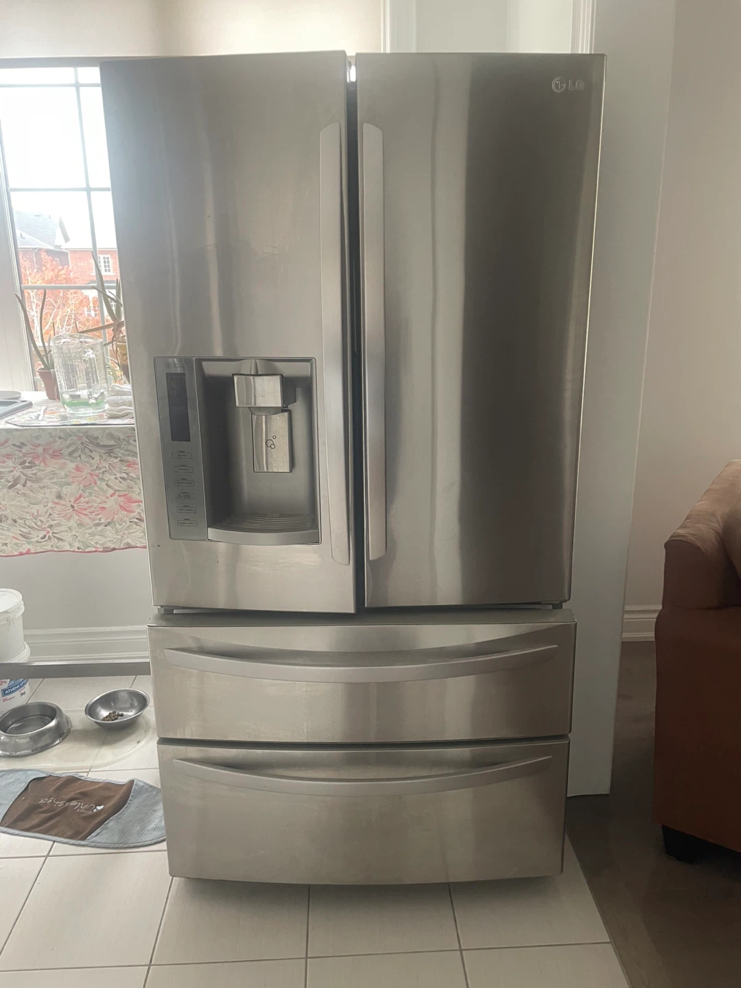LG 28 Cu Ft Fridge - FOR REPAIR/PARTS - $300 OBO